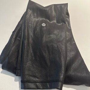 Lululemon shiny black legging size 10